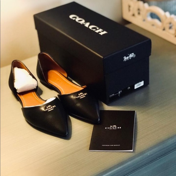 COACH Leather Flats NWT & Box - Picture 3 of 6